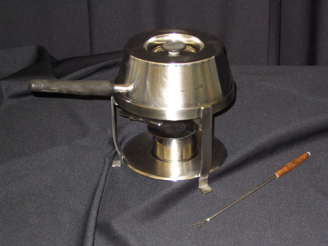 Where to rent Fondue Pot in Iowa City IA