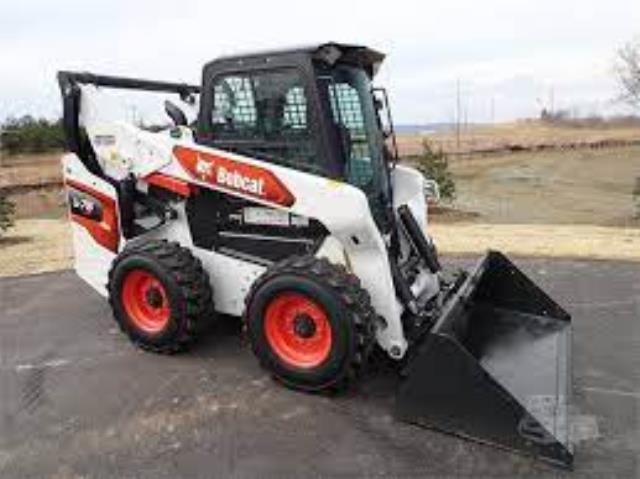 Where to rent Bobcat S76  Skidsteer in Iowa City IA